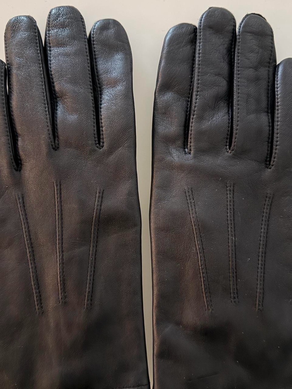 Women's Black Leather Gloves - Sleek Stitch Detail